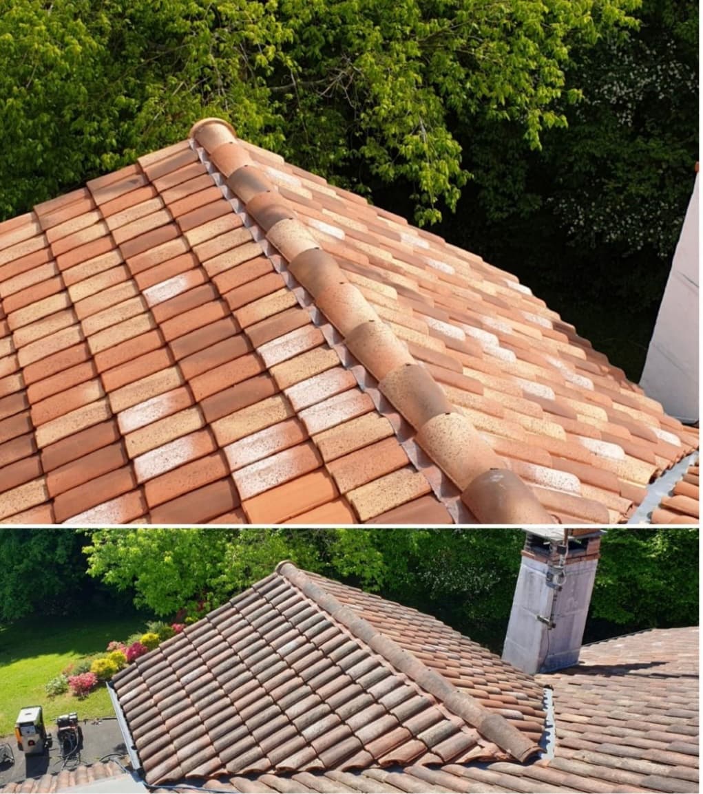 Toiture en tuiles de terre cuite rénovée montrant les détails du faîtage et vue d'ensemble.